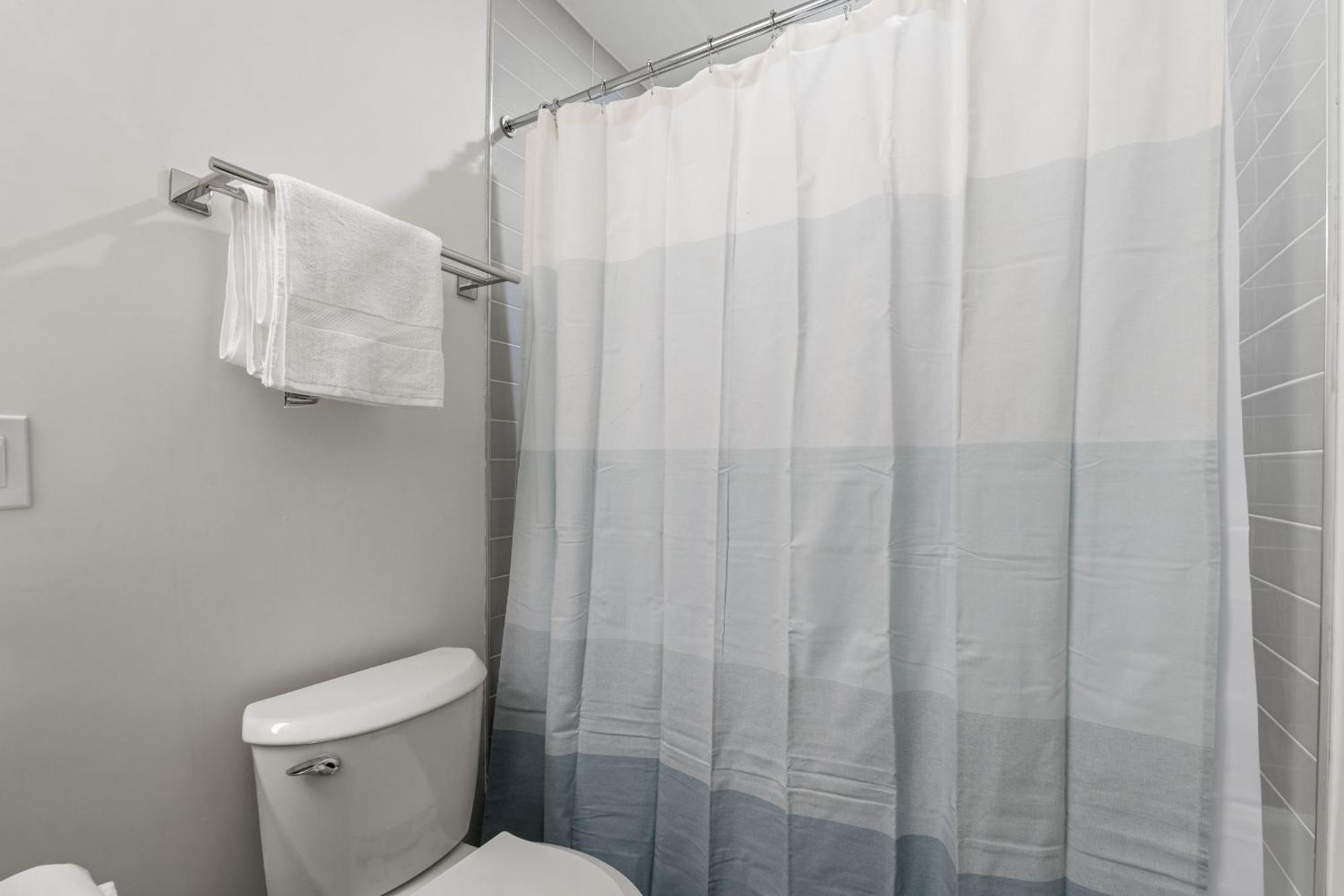 West Taylor Run Hotel Alexandria Εξωτερικό φωτογραφία
